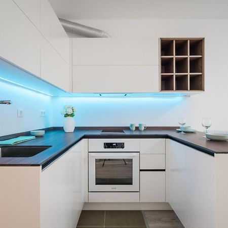 Comfort Court Apartment - Free Parking, Balcony Budapest Exterior photo